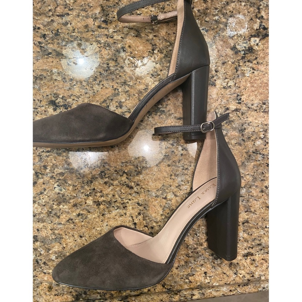 Essex Lane High Heels, Size 8 - NEW